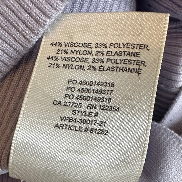 Wilfred Lavender Ribbed Wrap Top - Picture 3 of 11